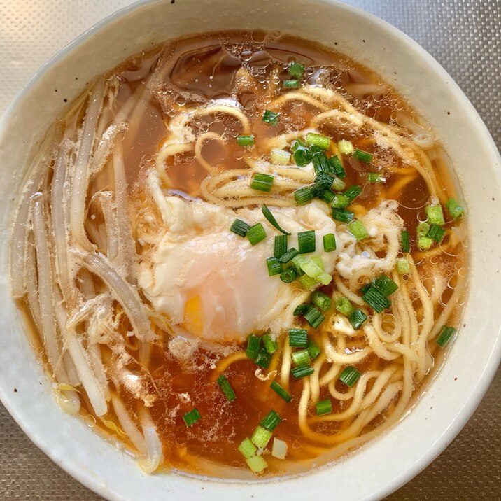 インスタントで☆もやし卵ラーメン